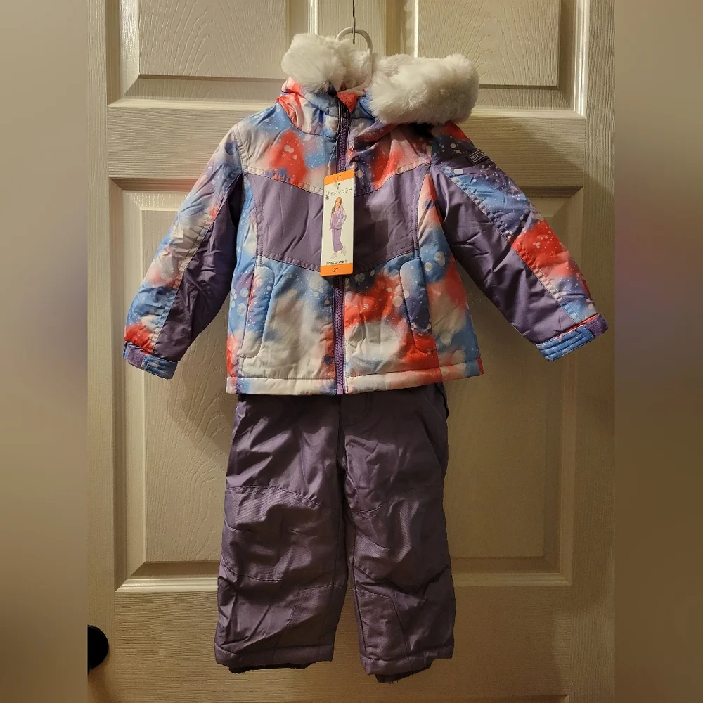 NWT 3T Spyder Kids' 2-piece Snowsuit, Push That Like Heart For Random Sale Price